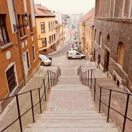 Apartman Pala Gardem *