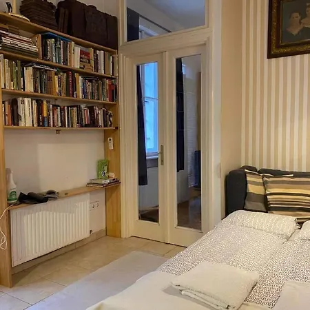 Pala Gardem Budapest